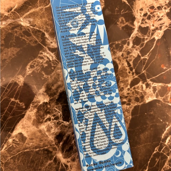 Amika Dream Routine Overnight Hydrating Hair Mask - Picture 2 of 3